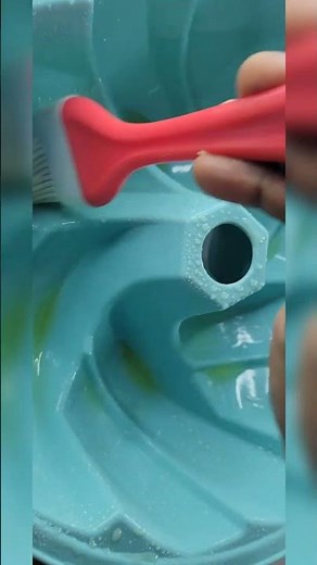 How to make perfect cake using silicone mold