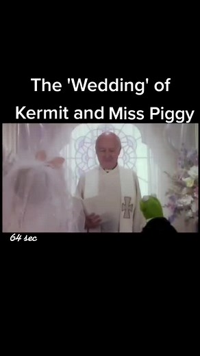 Kermit and Miss Piggy's Whimsical Wedding Ceremony