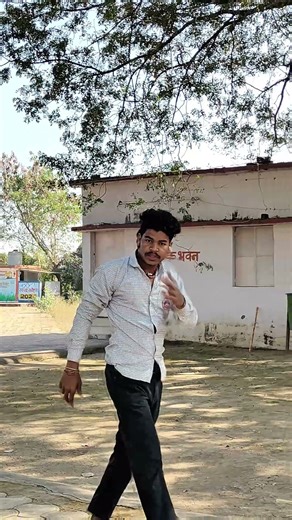 Dekh ke chal le 🤣 #comedy #funny #meharvanbhai #fun #explore #memes