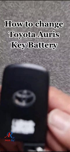 How to Change Toyota Auris Key Battery Easily