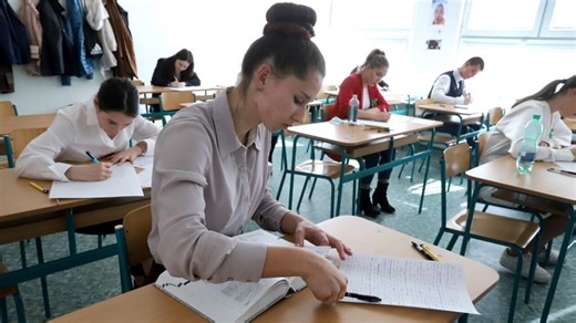 Školy produkujú absolventov, ktorých trh nepotrebuje. Ministerstvo chce optimalizovať sieť stredných škôl | ta3