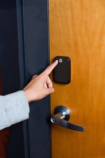 Yale Assure Lock 2 Touch with Z-Wave has arrived! If you are a @smartthings user, you might already be familiar with Z-Wave and what it does. If not, let’s break it down: Z-Wave is a wireless communication protocol that connects your compatible smart home devices to a hub, allowing you to control them from one platform without relying on Wi-Fi. That means you simplify your digital life since you can control everything from one app, even if the power goes out or if you're away from home. With our