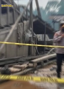 Ini bukan pembelaan tambang ilegal. Ini juga bukan serangan ke siapa pun. Ini cerita tentang Kalimantan, tentang orang-orang yang hidup di dalamnya, dan tentang alam yang kita cintai bersama. Tambang emas rakyat memang punya dampak. Itu fakta. Tapi menutup mata pada realitas sosial juga bukan solusi. Ketika kebijakan hanya berhenti pada larangan, tanpa transisi ekonomi yang jelas, yang terjadi bukan penyelamatan alam, melainkan beban yang jatuh ke rakyat kecil. Di saat yang sama, kerusakan dalam