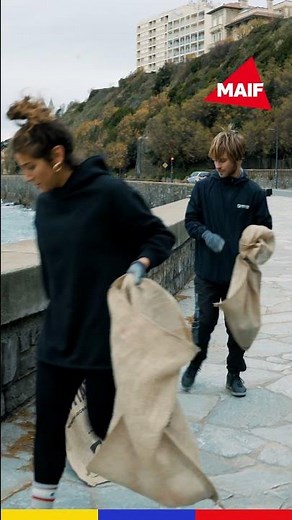 Manon Azem et Surfrider vous expliquent ce qu'est le plogging #ChaqueActeCompte Avec MAIF