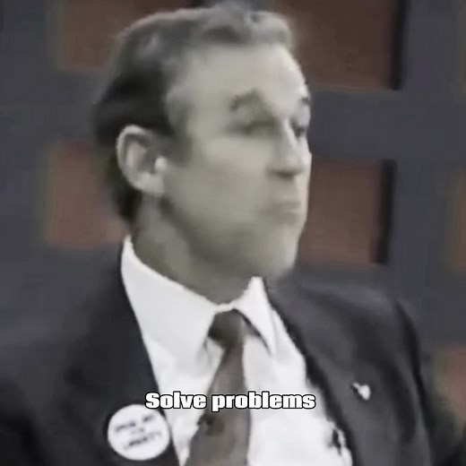 Ron Paul: A Strong Voice in Libertarian Politics
