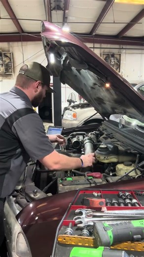 Quick blue spring upgrade for this 6 leaker! #diesel #mechanic #powerstroke #offroad #viral