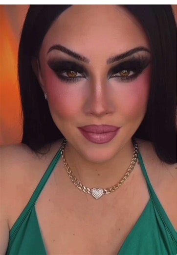 Smokey eyes 👀 | Smokey Eyes