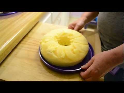 Pineapple Upside Down Cake Using Tupperware