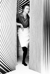Bridget Riley (English Painter) ~ Wiki & Bio with Photos | Videos