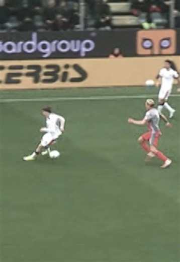 Exploring Alexis Saelemaekers' Impact at AC Milan