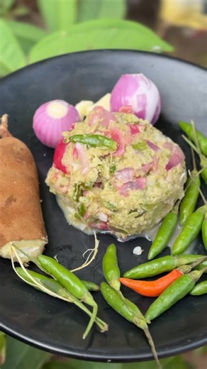 Flavours by ruby on Instagram: "അമ്മൾ 90‘s ന്റെ വികാരം 😱😋🤩#reel #food #nostalgia #reel"