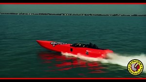 Great video from Apache Powerboats of the 50' Apache Star powered by Mercury Racing QC4v 1350's! | Powerboats Daily