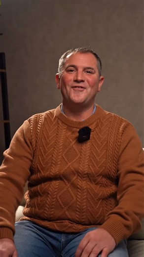 Thinking about a mortgage ? 🏠 Dave explains: Fixed vs Variable properly Plus his 2026 rate predictions 📉📈 Want some advice? Make sure to call us today 👍🏻 | Charles Louis Homes