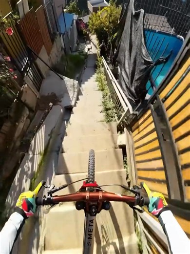 Chilean Extreme MTB Downhill Adventure