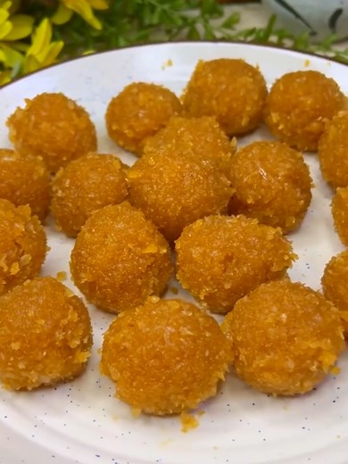 healthy tasty coconut Laddu #trendingvideo #kitchentutorial #foodies #foodlovers #foryou