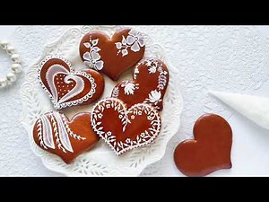 Beautiful lacy cookies. I like to decorate cookies this way 🤎