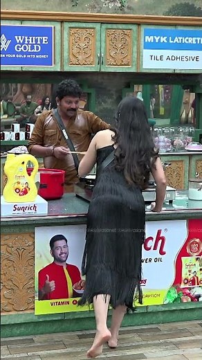 #BBMS8Reels "എന്താ സുമേഷേട്ടാ ..എന്നെ കണ്ടിട്ട് ഒരു പരിഭവം ?"