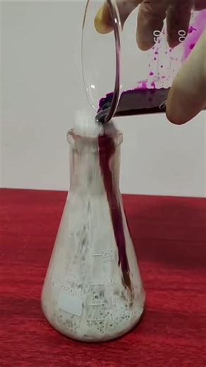 Elephant Toothpaste Explosion 😳 | Crazy Chemistry Reaction#science#experiment #usa#florida#short