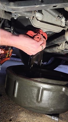 Hot Swapping the Oil Drain Plug in an Audi S4