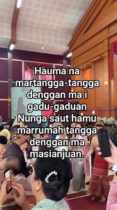 Hauma namrtangga-tangga Denggan ma i gadu-gaduan Nunga saut hamu marrumah tangga denggan ma masianjuan. #reelsfyp #digitalcreator #creatormonetization Pecinta Budaya BATAK Quote Inspirasi Hidup | Wilson Siagian