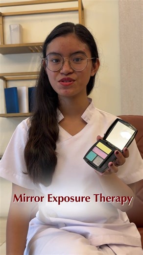 Discover Self-Confidence with Mirror Exposure Therapy!