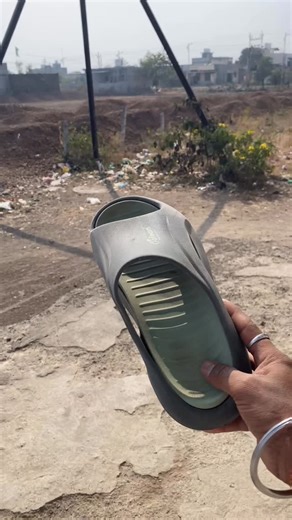 Shriniwas Kuni on Instagram: "चप्पलचं 🩴 दहशत Instagram ला पण कळलाय वाटत 😂😂 . . . #instagram #reels #viral #trending #algorithm"