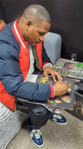 AZ on Instagram: "So much in so little time. Love signing albums it always brings me back to that space & time., what song is that in the back does anybody know? lol"