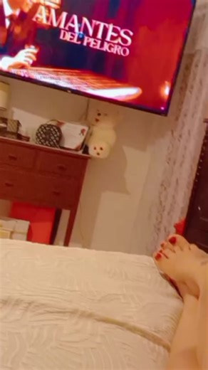 sol 🤨 (@solangelreyes91)’s videos with La Opinión Es Tuya - DJ Adoni & Farruko & El Alfa