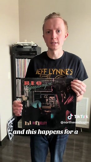 Storing Vinyl Records: Inside vs. Outside the Jacket