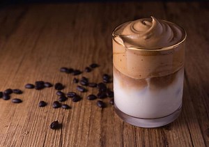 Dalgona Coffee : comment réaliser ce café en vogue sur les réseaux sociaux ?