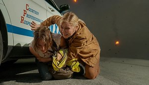 Civil War Review: Unforgettable Cinema If You Have the Guts to Watch | Den of Geek