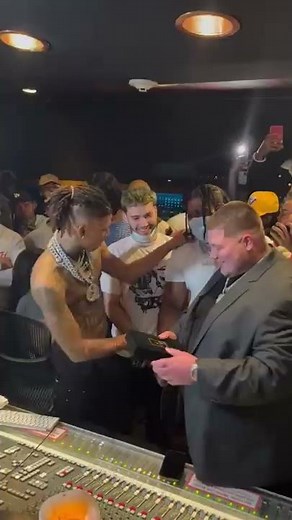 NLE Choppa Receives Black Diamond Encrusted Chain to Celebrate #MeVsMe Album Release