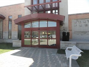 S. Huntington Library to Detail Budget