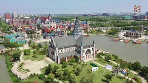 🚌 Check out the highlights of the #GoJiangsu trip in Dafeng district, #Jiangsu. Experiencing Dafeng Carved Porcelain making, walking around China’s top tulip park and feeding elk at the Dafeng Elk National Nature Reserve… No wonder participants are speaking so highly of the trip! | Jiangsu, China