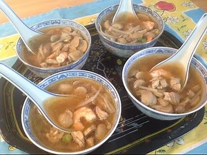 CÓMO HACER SOPA CHINA DE POLLO Y CHAMPIÑONES - Chicken and mushroom Chinese Soup