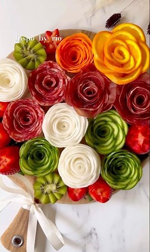 How to Make White Radish Roses 🌹 | Beautiful Garnish for Charcuterie Boards & Salads #shortvideo