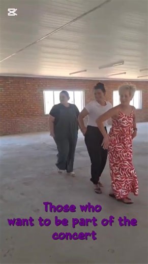 ✨ Behind the scenes magic ✨ Teachers in their element, showing off their unique personalities while getting concert-ready! Every great show begins with laughter, teamwork, and a whole lot of heart 💛 #TeacherLife #BehindTheScenes #ConcertPrep | Flamingo School