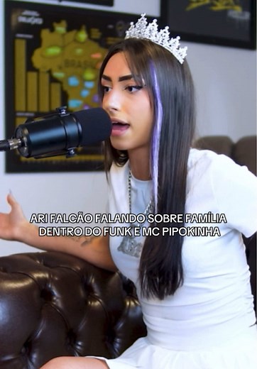 Ari Falcão e a Família no Funk com MC Pipokinha