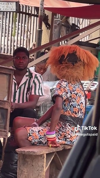 Funny Comedian Interacts with Police in Hilarious Skit