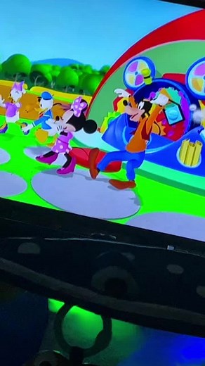 Goofy Dancing - Mickey Mouse Clubhouse Compilation