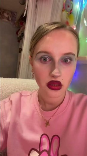 This Is The Ugliest Makeup Ever 😭💄