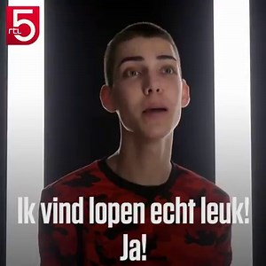 280K views · 2.3K reactions | Maandag staat catwalk lopen centraal in HNTM!  Jamie is opgelucht, want dat andere lopen... "Pak gewoon de bus ofzo!"  | Holland's Next Top Model | Facebook