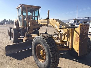 1991 CAT 140G 72v14117 Price $ 56.000 Motor Grader For Sale. Hours: 20,636, 14’MB, 14.00 x 24 tires @ 60% good. Engine and transmission are in good working condition. No cracks or welds. US$ 56,000/- Idaho ,USA. https://bit.ly/2DDVd3v | MY Equipment
