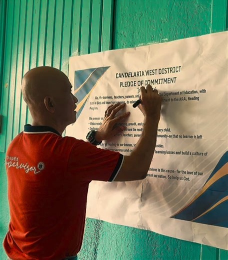 Signing of the Pledge of Commitment to the Aral Program, led by our PSDS, Sir Resty Hernandez, together with the CWD tutors.