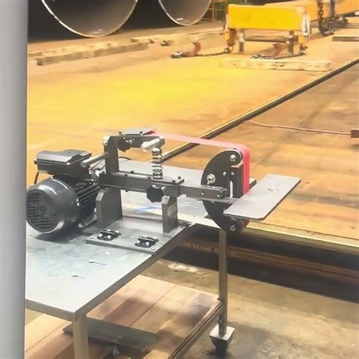 Would you like to receive a free Batko3000XL belt grinder worth €1250?