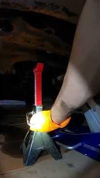 2001 - 2005 Honda Civic Oil Change Maintenance #automobile #hondacivic #honda #shorts #G3 #IG