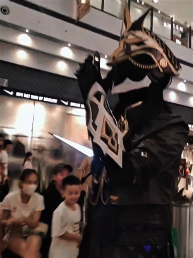 Stunning Capitano Cosplay from Genshin Impact