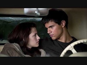 New Moon Soundtrack-13 Almost a Kiss