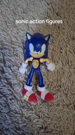 ignore how chopped my exe figure is and just my regular sonic hes like kinda old oof #sonic #fyp #xybca #sonicthehedgehog #actionfigures :p