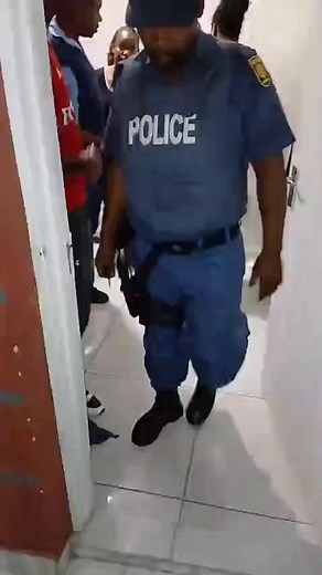 611K views · 3.4K reactions | Scammers, the audacity to push a Police officers  It's always the green and white Gang  | Mzansi Collectors | Facebook